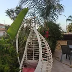 Appartement Garden Art Perivolia