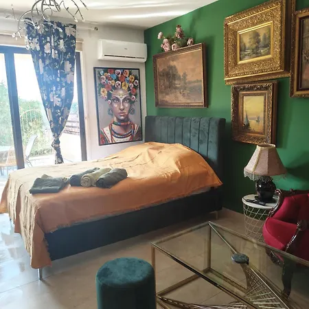 Apartamento Garden Art Perivolia