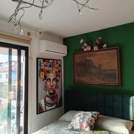 Apartament Garden Art *